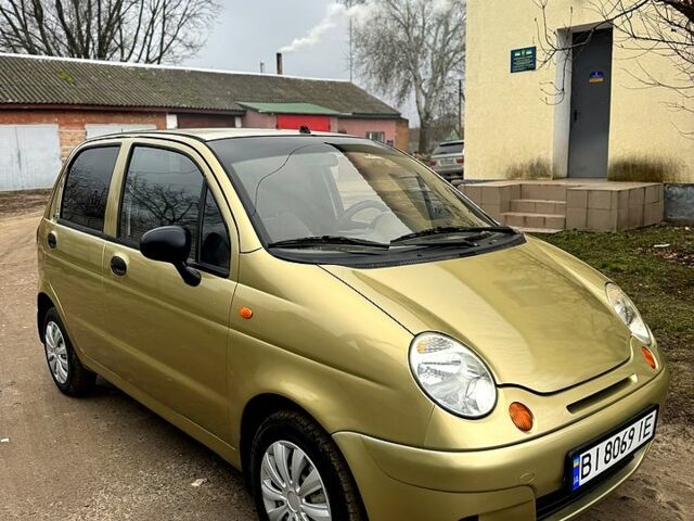 Бежевый Дэу Матиз, объемом двигателя 0.8 л и пробегом 138 тыс. км за 2250 $, фото 1 на Automoto.ua