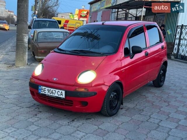 Красный Дэу Матиз, объемом двигателя 0.8 л и пробегом 174 тыс. км за 1299 $, фото 1 на Automoto.ua