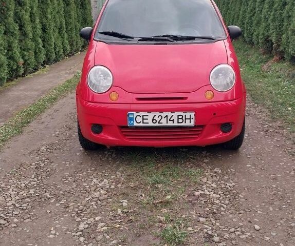 Красный Дэу Матиз, объемом двигателя 0.8 л и пробегом 150 тыс. км за 1200 $, фото 1 на Automoto.ua