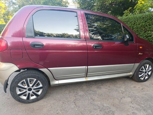 Деу Матіз 2005 у Полтаві на Automoto.ua Червоний Деу Матіз, об'ємом двигуна 1 л та пробігом 145 тис. км за 1200 $, фото 1 на Automoto.ua