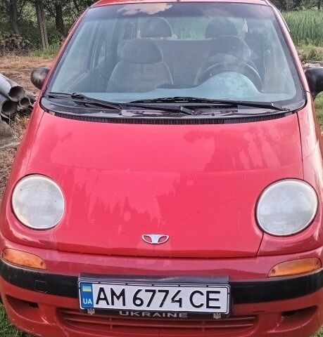 Красный Дэу Матиз, объемом двигателя 0.8 л и пробегом 123 тыс. км за 1100 $, фото 1 на Automoto.ua