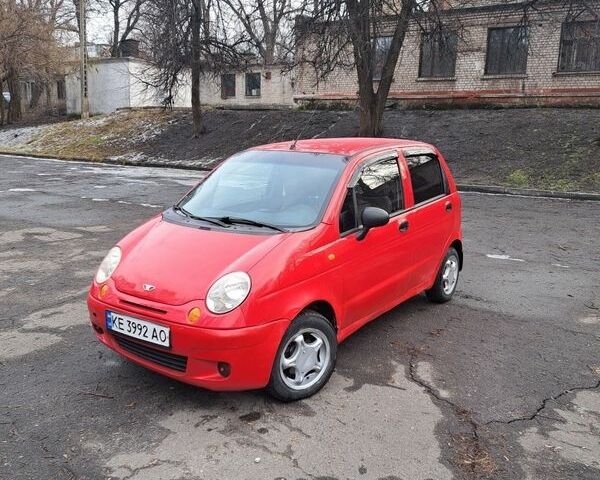 Красный Дэу Матиз, объемом двигателя 0.8 л и пробегом 166 тыс. км за 1950 $, фото 1 на Automoto.ua