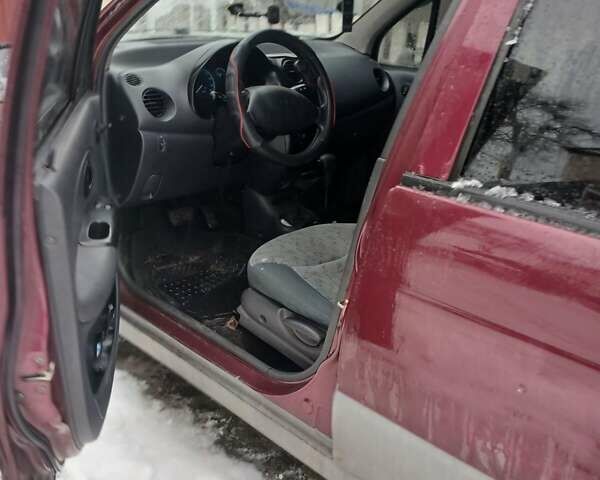 Червоний Деу Матіз, об'ємом двигуна 0.8 л та пробігом 220 тис. км за 2562 $, фото 1 на Automoto.ua