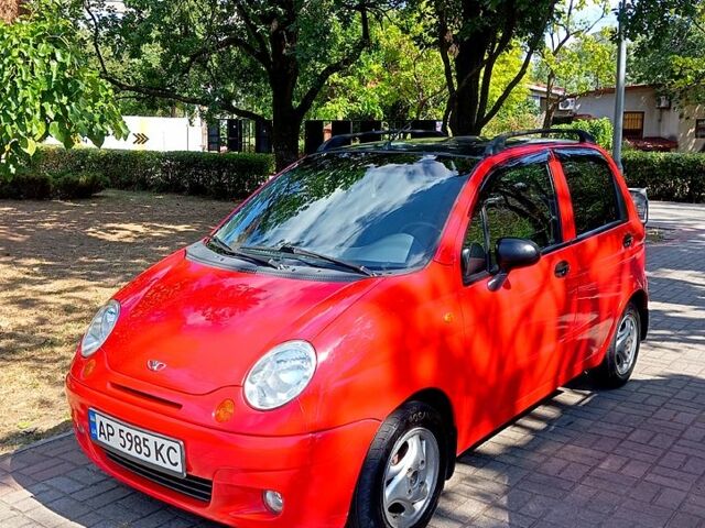 Червоний Деу Матіз, об'ємом двигуна 0.8 л та пробігом 111 тис. км за 3250 $, фото 1 на Automoto.ua