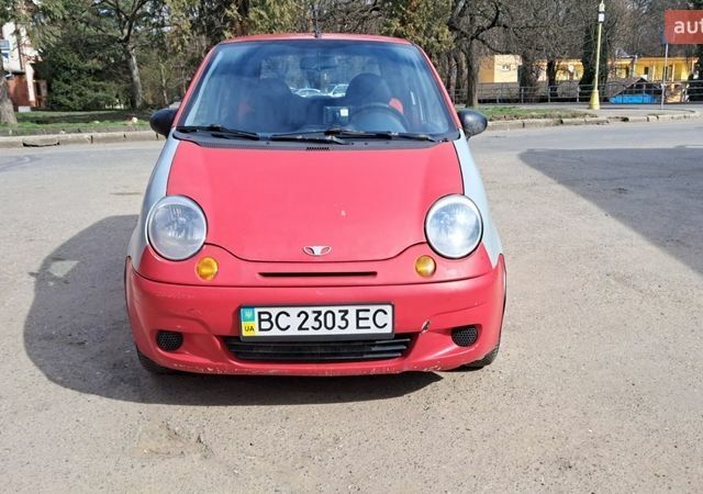 Красный Дэу Матиз, объемом двигателя 0.8 л и пробегом 158 тыс. км за 1700 $, фото 1 на Automoto.ua
