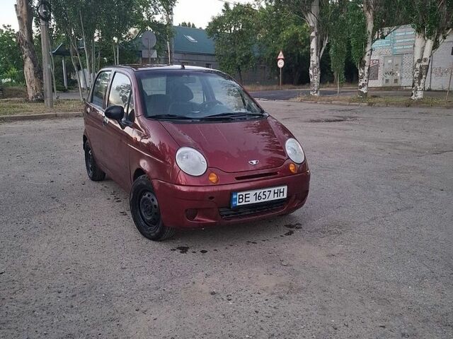 Красный Дэу Матиз, объемом двигателя 0.8 л и пробегом 200 тыс. км за 1550 $, фото 1 на Automoto.ua