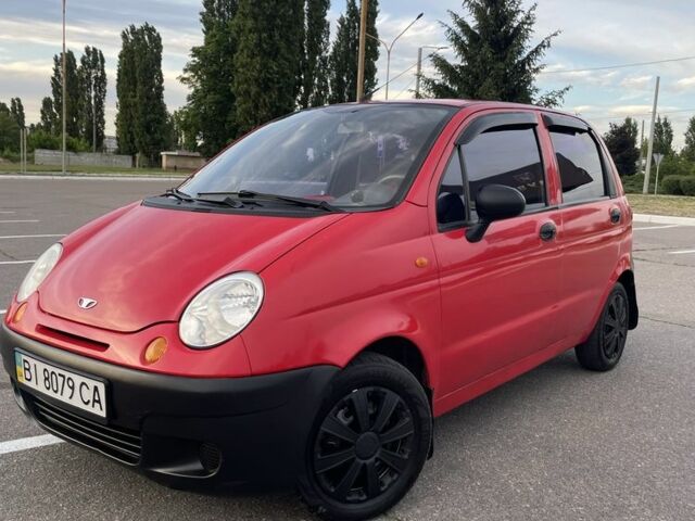 Червоний Деу Матіз, об'ємом двигуна 0.8 л та пробігом 165 тис. км за 2299 $, фото 1 на Automoto.ua