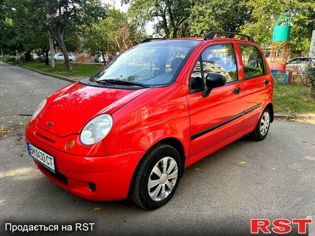 Красный Дэу Матиз, объемом двигателя 0.8 л и пробегом 120 тыс. км за 2000 $, фото 1 на Automoto.ua