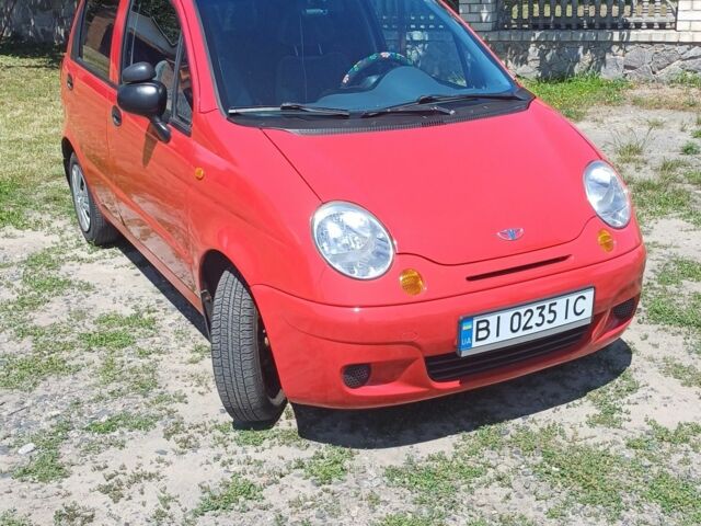 Красный Дэу Матиз, объемом двигателя 0.8 л и пробегом 149 тыс. км за 3300 $, фото 1 на Automoto.ua