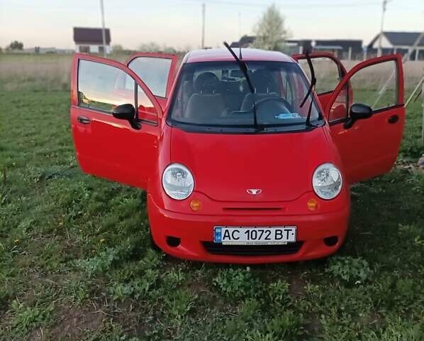 Красный Дэу Матиз, объемом двигателя 0.8 л и пробегом 209 тыс. км за 1850 $, фото 1 на Automoto.ua