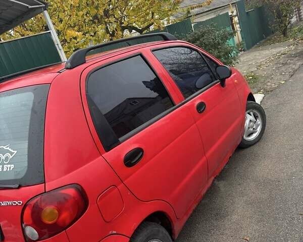 Красный Дэу Матиз, объемом двигателя 0.8 л и пробегом 132 тыс. км за 2200 $, фото 1 на Automoto.ua