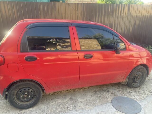 Красный Дэу Матиз, объемом двигателя 0.8 л и пробегом 151 тыс. км за 2000 $, фото 1 на Automoto.ua