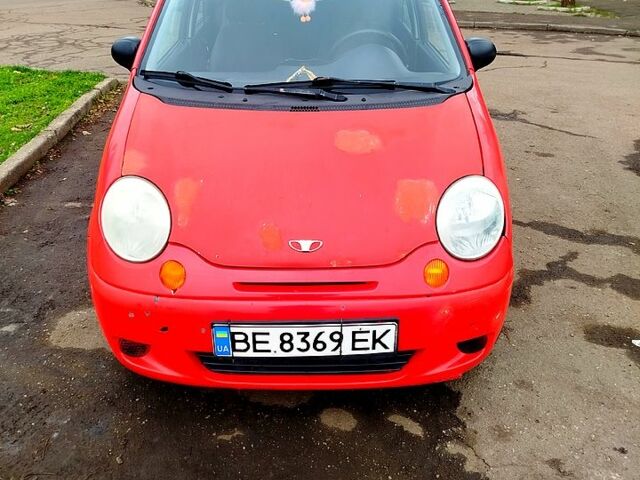Красный Дэу Матиз, объемом двигателя 0.8 л и пробегом 106 тыс. км за 1800 $, фото 1 на Automoto.ua