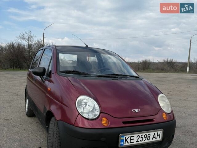 Красный Дэу Матиз, объемом двигателя 0.8 л и пробегом 328 тыс. км за 1600 $, фото 1 на Automoto.ua