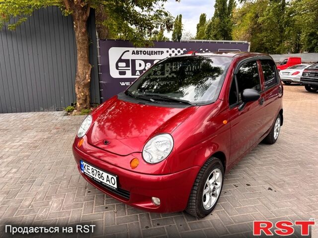 Червоний Деу Матіз, об'ємом двигуна 0.8 л та пробігом 134 тис. км за 3500 $, фото 1 на Automoto.ua