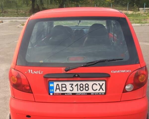 Красный Дэу Матиз, объемом двигателя 0.8 л и пробегом 130 тыс. км за 2000 $, фото 1 на Automoto.ua