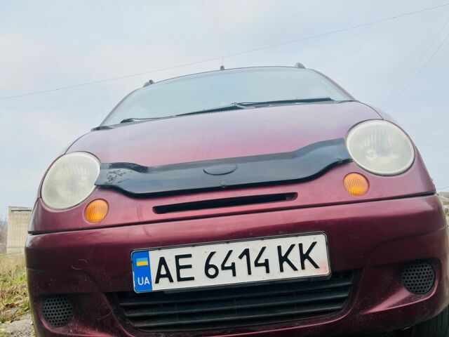 Красный Дэу Матиз, объемом двигателя 0.8 л и пробегом 125 тыс. км за 2400 $, фото 1 на Automoto.ua