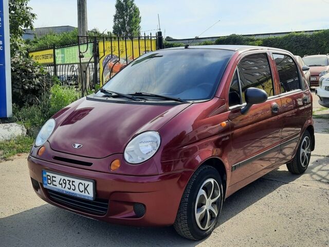 Красный Дэу Матиз, объемом двигателя 8 л и пробегом 121 тыс. км за 3500 $, фото 1 на Automoto.ua