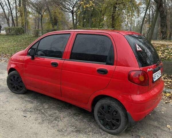 Красный Дэу Матиз, объемом двигателя 0.8 л и пробегом 109 тыс. км за 3200 $, фото 1 на Automoto.ua