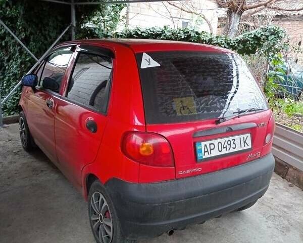 Красный Дэу Матиз, объемом двигателя 0.8 л и пробегом 150 тыс. км за 2500 $, фото 1 на Automoto.ua