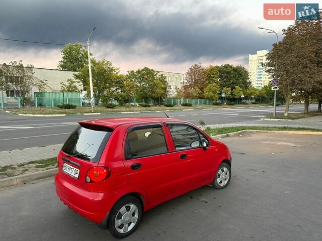 Красный Дэу Матиз, объемом двигателя 0.8 л и пробегом 150 тыс. км за 1300 $, фото 1 на Automoto.ua