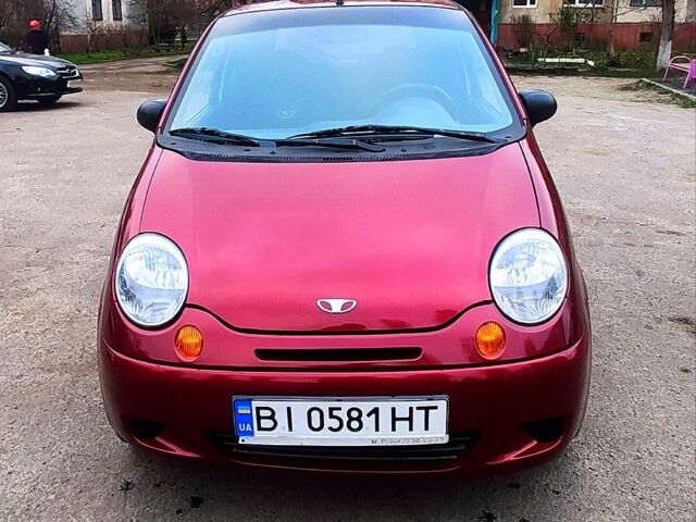 Червоний Деу Матіз, об'ємом двигуна 0.8 л та пробігом 101 тис. км за 3100 $, фото 1 на Automoto.ua