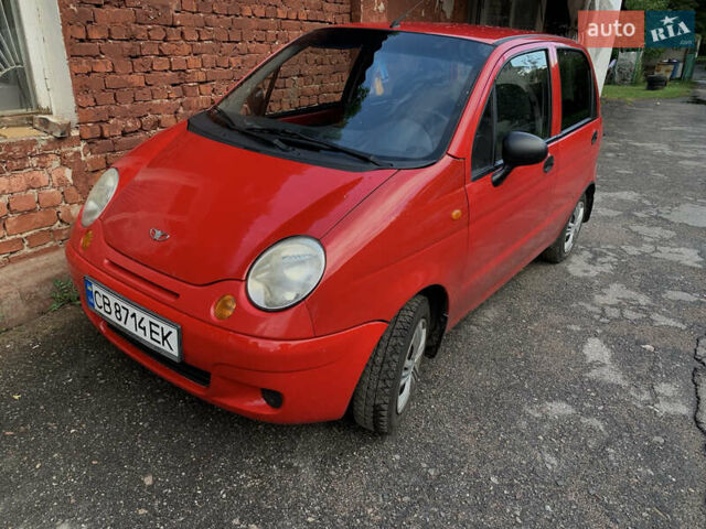 Красный Дэу Матиз, объемом двигателя 0.8 л и пробегом 105 тыс. км за 1400 $, фото 1 на Automoto.ua