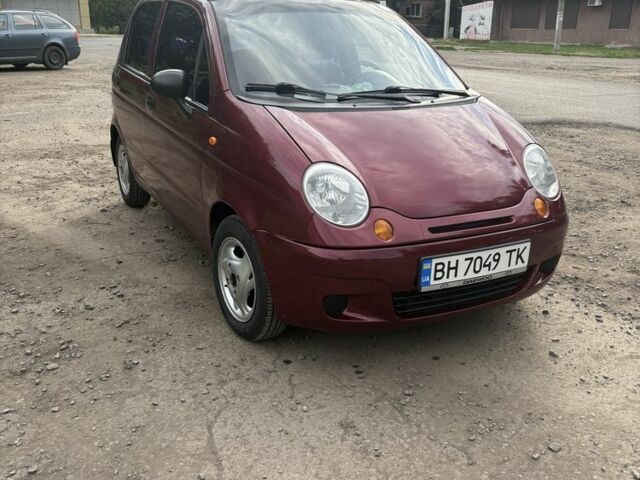 Красный Дэу Матиз, объемом двигателя 0.8 л и пробегом 120 тыс. км за 3012 $, фото 1 на Automoto.ua