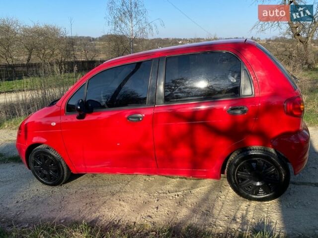 Красный Дэу Матиз, объемом двигателя 0.8 л и пробегом 103 тыс. км за 2550 $, фото 1 на Automoto.ua