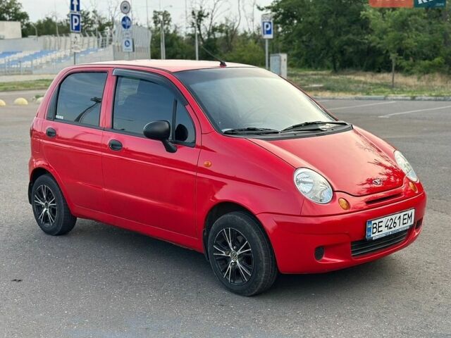 Красный Дэу Матиз, объемом двигателя 0.8 л и пробегом 120 тыс. км за 2800 $, фото 1 на Automoto.ua