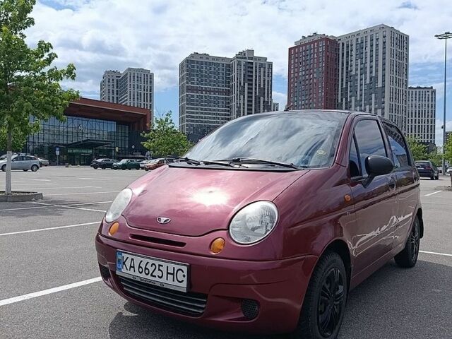 Красный Дэу Матиз, объемом двигателя 0.8 л и пробегом 124 тыс. км за 2300 $, фото 1 на Automoto.ua