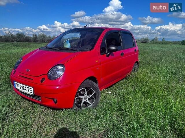 Червоний Деу Матіз, об'ємом двигуна 0.8 л та пробігом 135 тис. км за 2700 $, фото 1 на Automoto.ua
