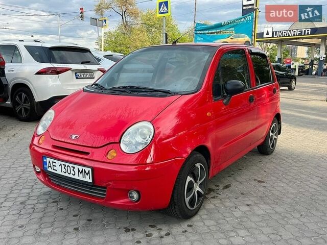 Красный Дэу Матиз, объемом двигателя 0.8 л и пробегом 179 тыс. км за 2250 $, фото 1 на Automoto.ua