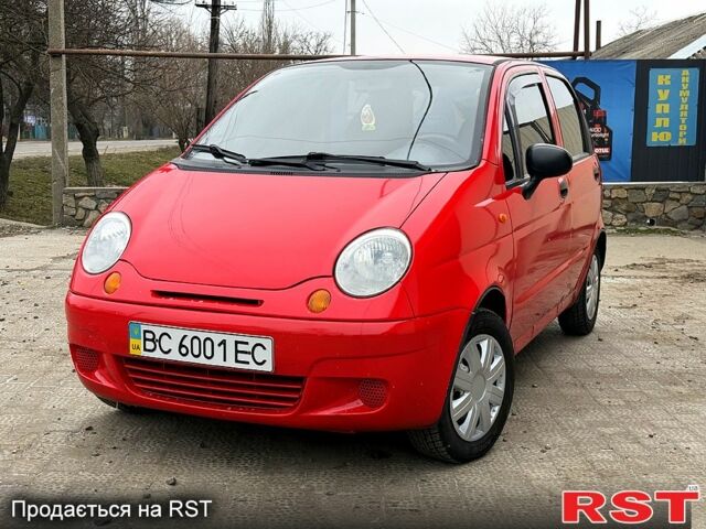 Червоний Деу Матіз, об'ємом двигуна 0.8 л та пробігом 1050 тис. км за 2000 $, фото 1 на Automoto.ua