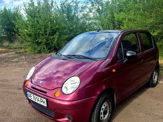 Красный Дэу Матиз, объемом двигателя 0.8 л и пробегом 105 тыс. км за 2800 $, фото 1 на Automoto.ua