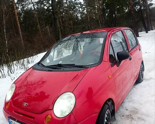 Красный Дэу Матиз, объемом двигателя 0.8 л и пробегом 180 тыс. км за 3800 $, фото 1 на Automoto.ua