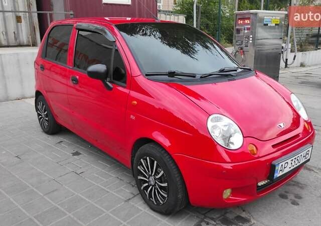 Червоний Деу Матіз, об'ємом двигуна 0.8 л та пробігом 150 тис. км за 3800 $, фото 1 на Automoto.ua