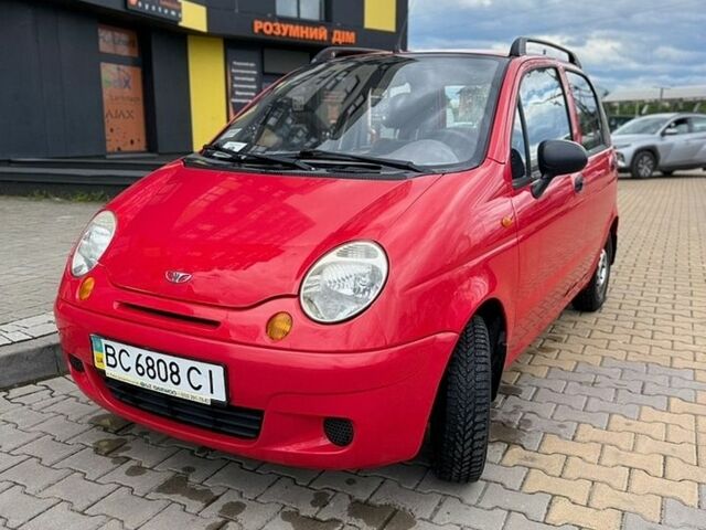 Красный Дэу Матиз, объемом двигателя 0.8 л и пробегом 110 тыс. км за 2200 $, фото 1 на Automoto.ua