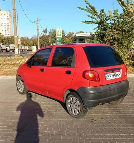 Червоний Деу Матіз, об'ємом двигуна 0.8 л та пробігом 131 тис. км за 2100 $, фото 1 на Automoto.ua