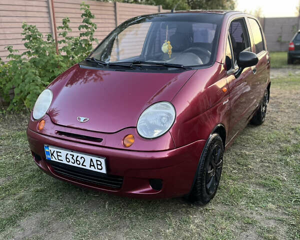 Красный Дэу Матиз, объемом двигателя 0.8 л и пробегом 103 тыс. км за 3200 $, фото 1 на Automoto.ua