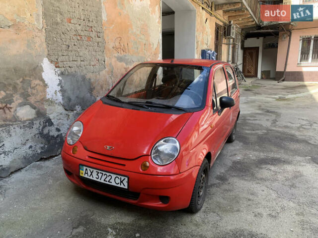 Красный Дэу Матиз, объемом двигателя 0.8 л и пробегом 192 тыс. км за 900 $, фото 1 на Automoto.ua
