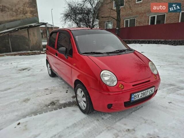 Красный Дэу Матиз, объемом двигателя 0.8 л и пробегом 126 тыс. км за 2199 $, фото 1 на Automoto.ua