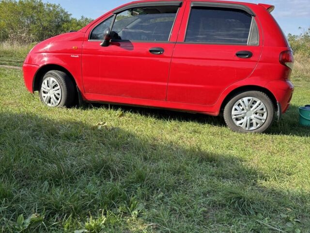Червоний Деу Матіз, об'ємом двигуна 0.8 л та пробігом 91 тис. км за 3800 $, фото 1 на Automoto.ua