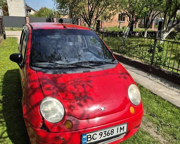 Красный Дэу Матиз, объемом двигателя 0.8 л и пробегом 120 тыс. км за 2200 $, фото 1 на Automoto.ua