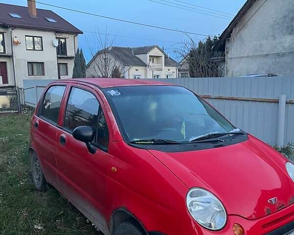 Красный Дэу Матиз, объемом двигателя 0.8 л и пробегом 128 тыс. км за 800 $, фото 1 на Automoto.ua