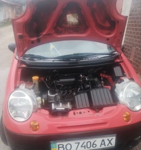 Червоний Деу Матіз, об'ємом двигуна 0.8 л та пробігом 100 тис. км за 1399 $, фото 1 на Automoto.ua