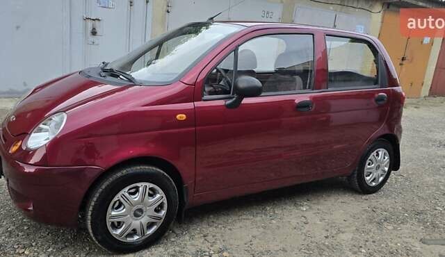 Червоний Деу Матіз, об'ємом двигуна 0.8 л та пробігом 60 тис. км за 2950 $, фото 1 на Automoto.ua