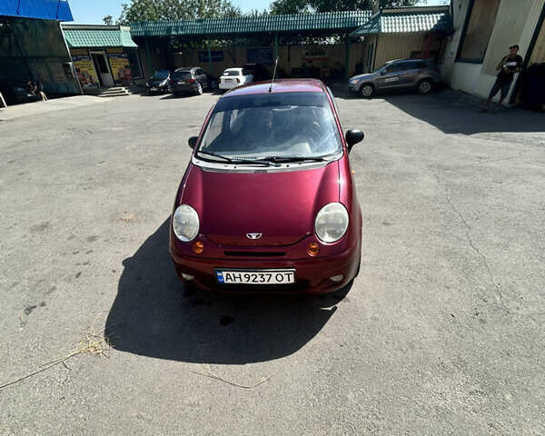 Червоний Деу Матіз, об'ємом двигуна 0.8 л та пробігом 157 тис. км за 2300 $, фото 1 на Automoto.ua