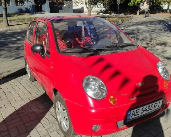 Красный Дэу Матиз, объемом двигателя 0.8 л и пробегом 130 тыс. км за 3000 $, фото 1 на Automoto.ua