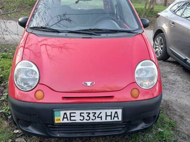 Красный Дэу Матиз, объемом двигателя 0.8 л и пробегом 200 тыс. км за 1196 $, фото 1 на Automoto.ua